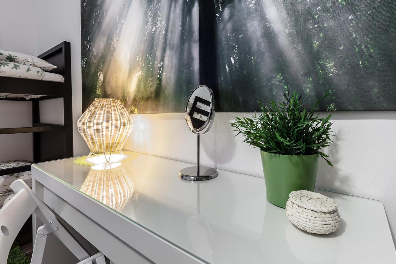 Stayeasy Fara12 - Central Station & Downtown Walking Distance Milano Eksteriør billede